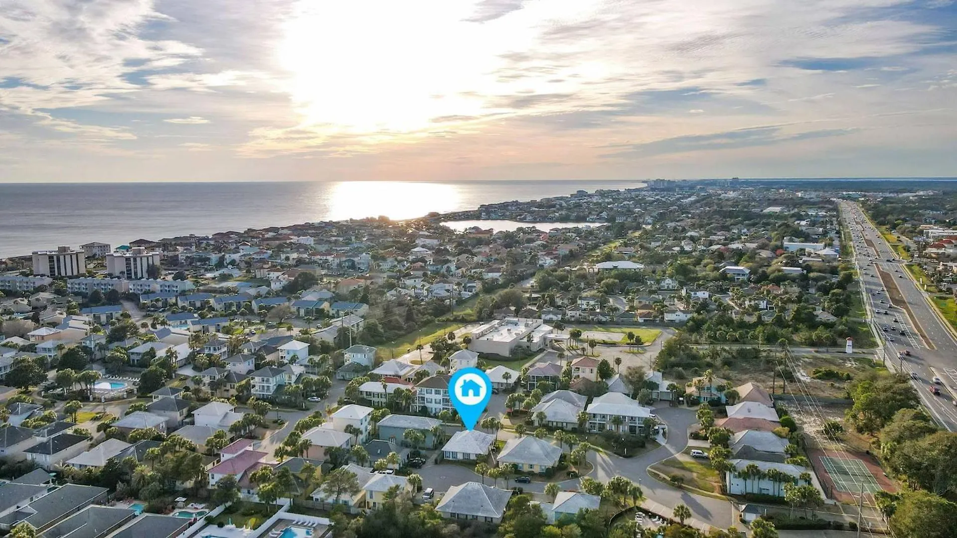 Holiday home Blue Haven Point-Pet Friendly-Walk2Bch-Community Pool! Villa Destin United States